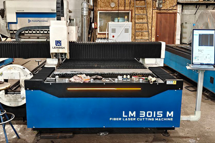 Станок лазерной резки с труборезным модулем LEMASH LM3015M