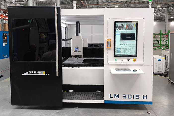 Комплекс лазерной резки LEMASH LM3015H 6000W
