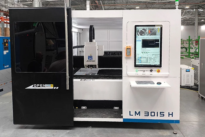 Комплекс лазерной резки LEMASH LM3015H 6000W